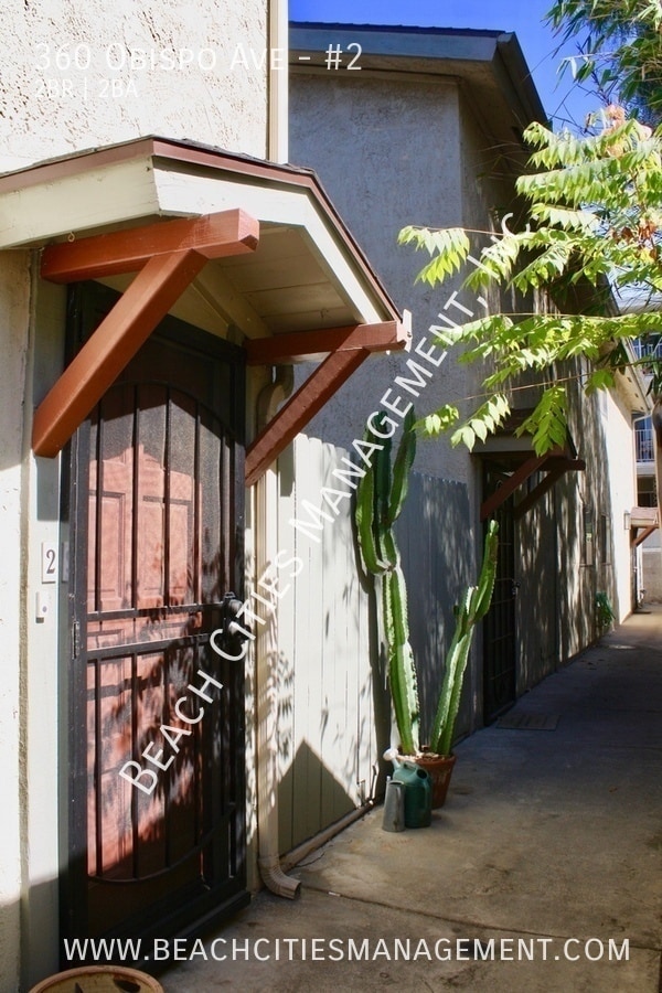 Foto del edificio - 360 Obispo Ave