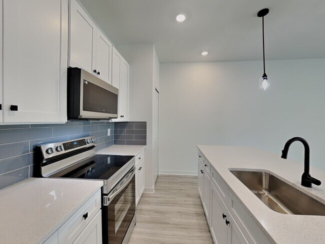 Foto del edificio - 2434 Quentin Ave S