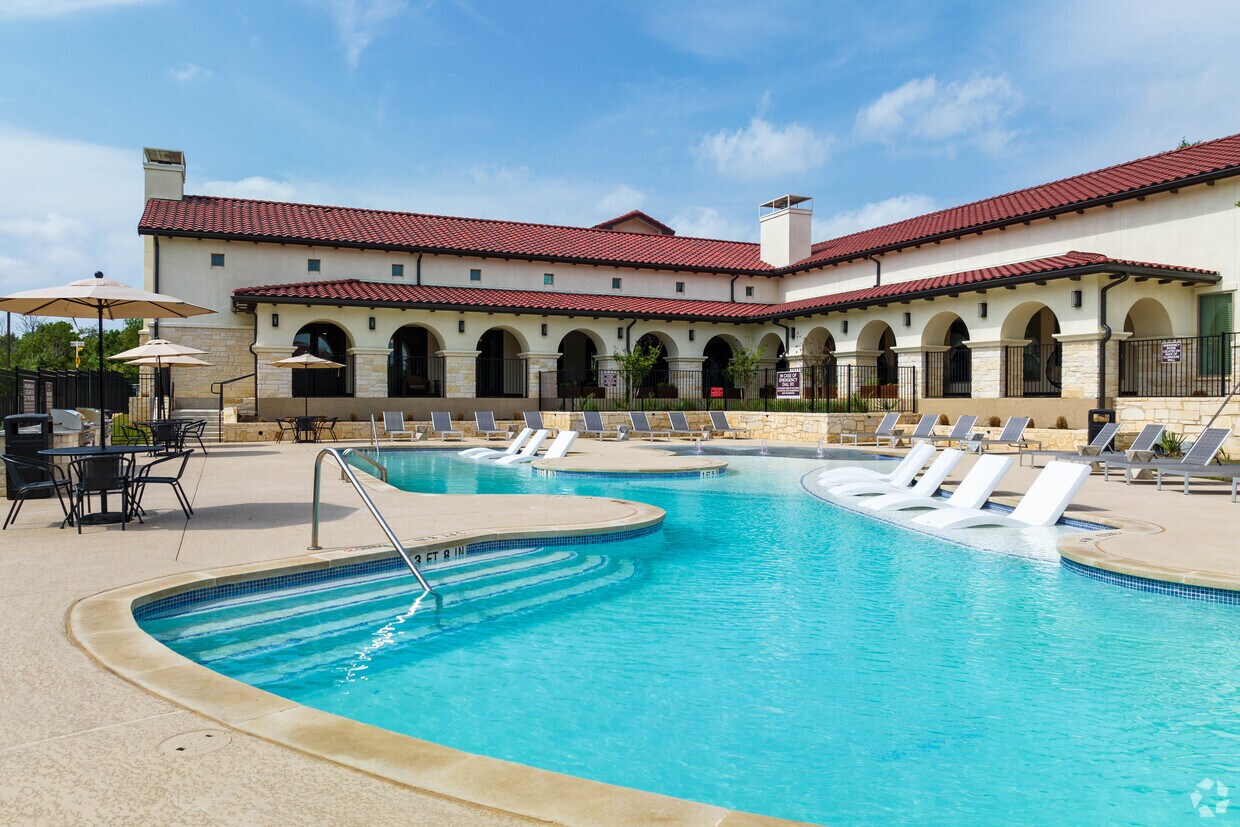 Water Oak Apartments at 12234 Heatherly Dr Austin, TX