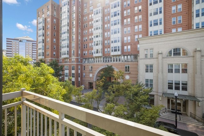 Building Photo - The Hartford | 2 Bed | 2 Bath | 1,100 Sf | 1 Private Balcony | 1 Garage Parking