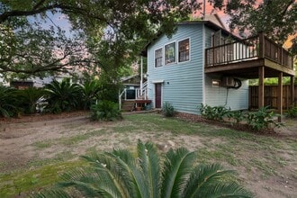 Building Photo - 1007 Heights Blvd