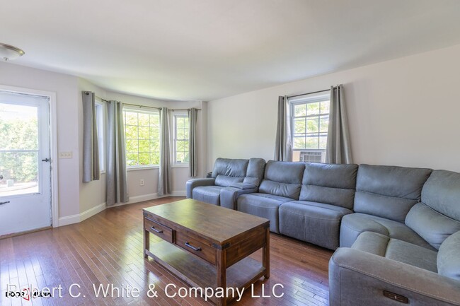 Building Photo - 3 br, 1.5 bath House - 6 Pheasant Hill Drive