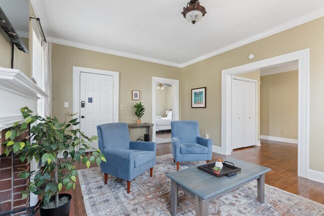 Foto del edificio - 2004 Capitol Ave