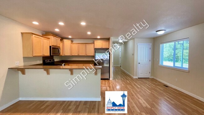 Foto del edificio - Welcome to Your Corner-Lot Retreat!