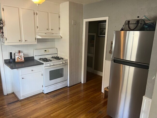 Building Photo - 562 Gallivan Blvd