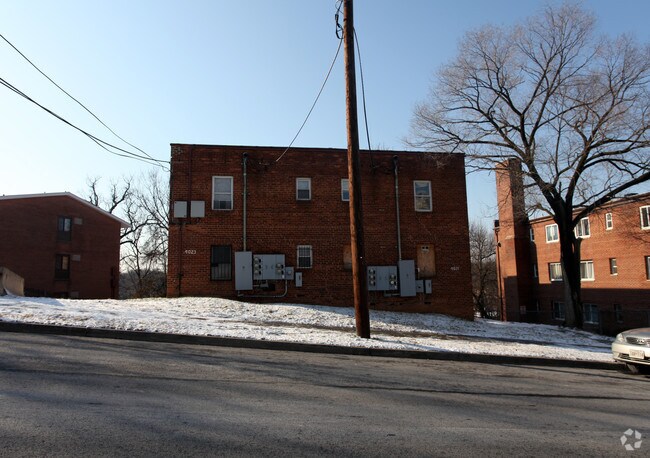 Building Photo - 4023 3rd St SE