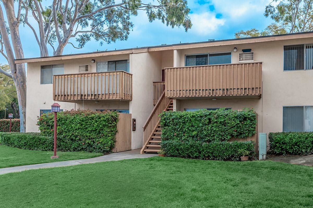 Villa Creek Apartment Homes Cypress, CA