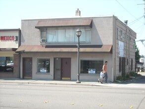 Building Photo - 411-413 State Ave