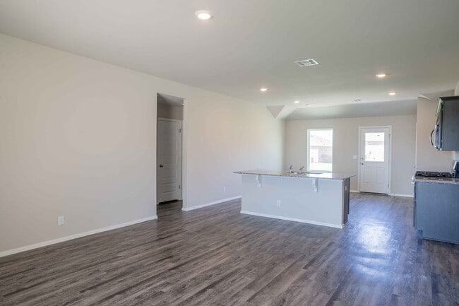 Building Photo - 4 Bed 2 Bath - New Construction!