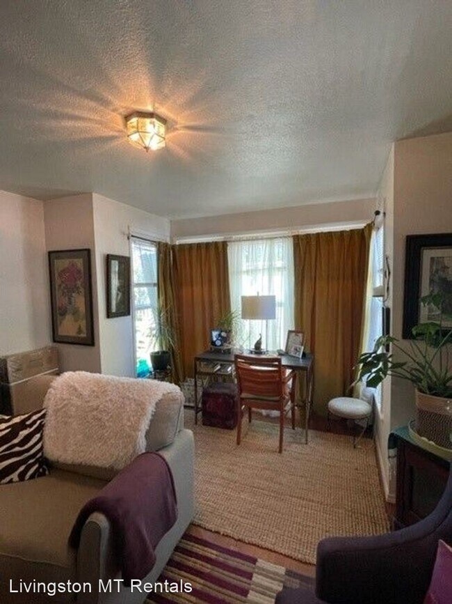 Building Photo - 1 br, 1 bath House - 213 W Geyser St