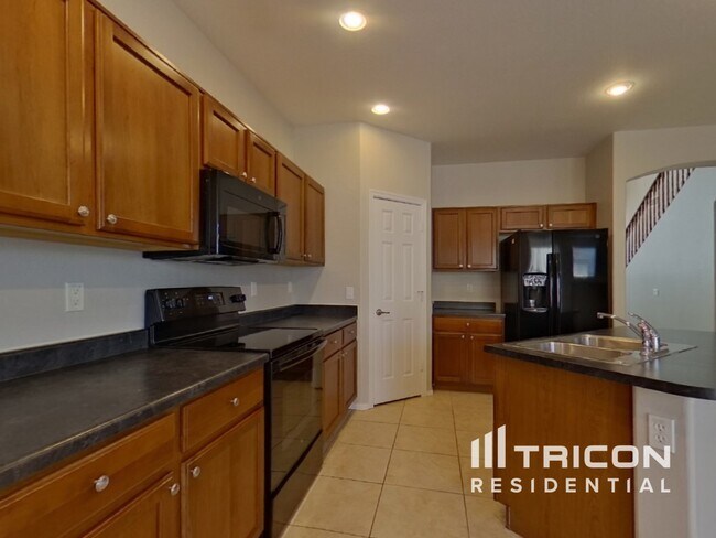 Foto del edificio - 41272 W Laramie Rd