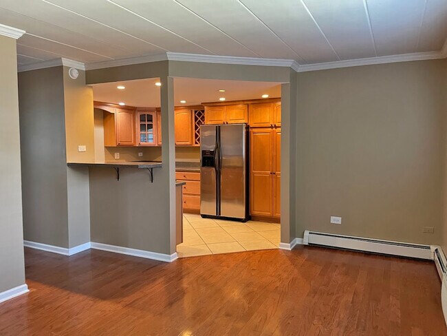 Foto del edificio - 454 Spring Rd