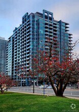 Building Photo - 1080 Park Blvd