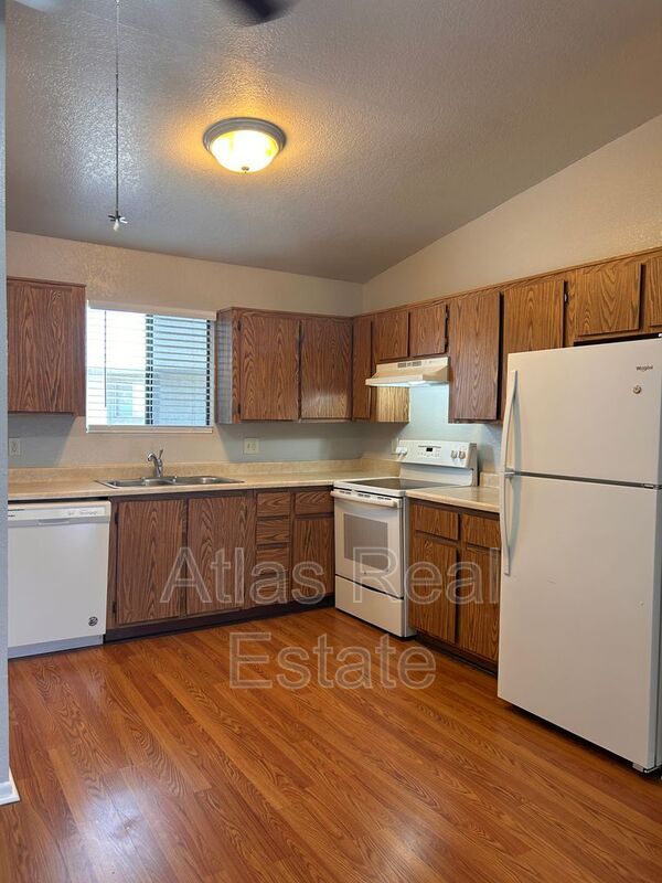 465 W Ivyglen St Unit 206, Mesa, AZ 85201 Condo for Rent in Mesa, AZ