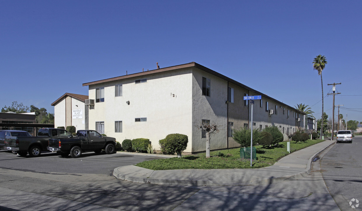 Primary Photo - Waverly Place Apartment