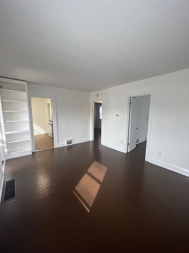 7701 N 2nd St, Machesney Park, IL 61115 House Rental in Machesney