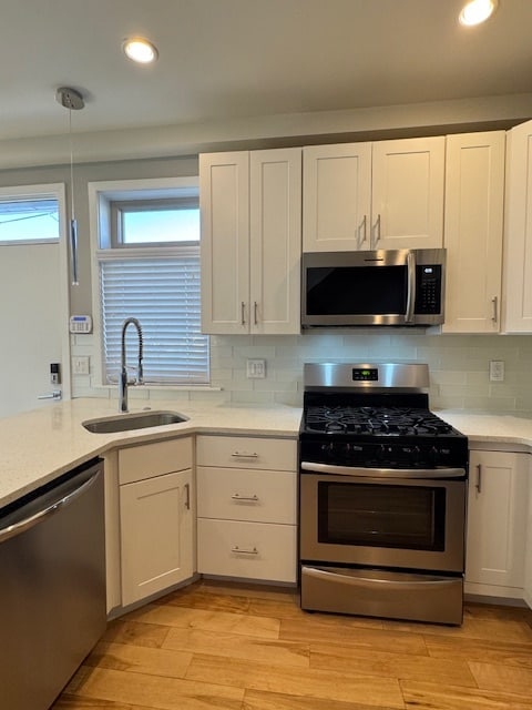 Kitchen - 2256 Dickinson St