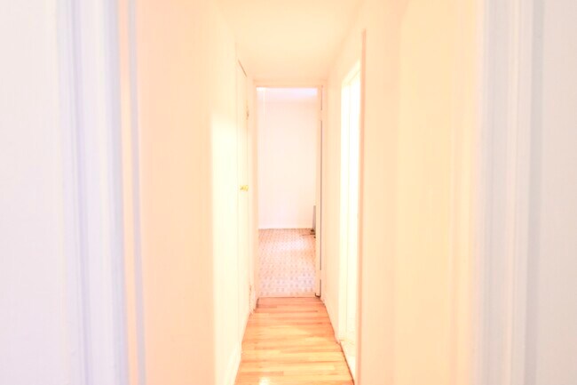 Building Photo - 46 Wadsworth Terrace