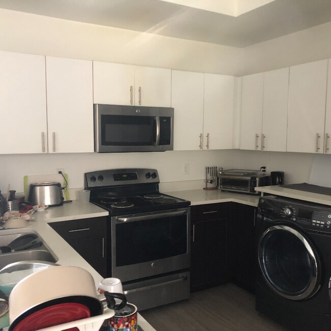 1015 NW 21st Ave, Gainesville, FL 32609 House Rental in Gainesville