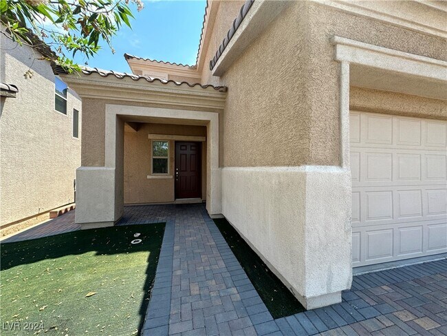 Foto del edificio - 363 Woodland Moss Rd