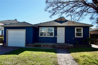 Building Photo - 2528 W Flower Ave
