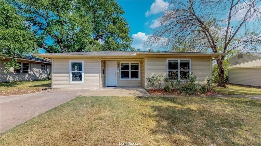 Photo - 202 Walton Dr (College Station, TX)