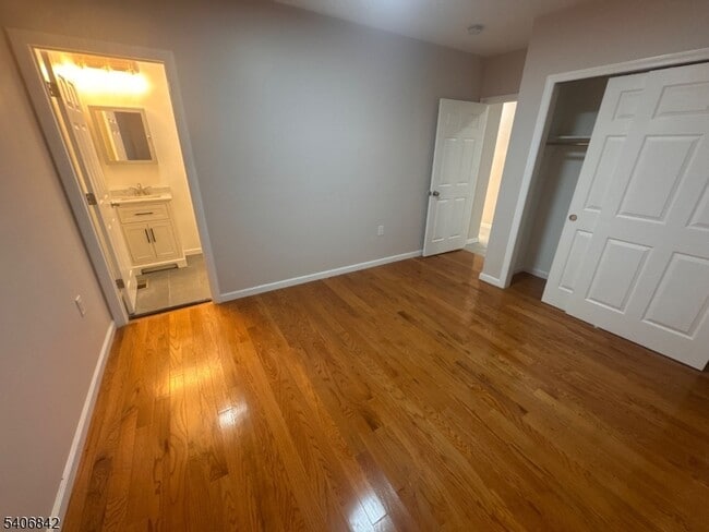 Foto del edificio - 515 West End Ave