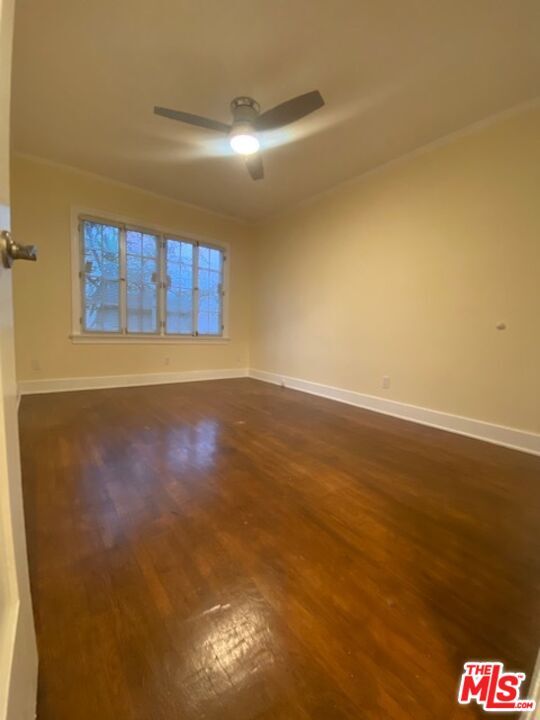 Foto del edificio - 1040 N Sweetzer Ave