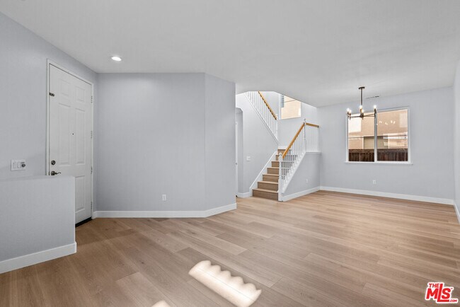 Foto del edificio - 30311 Ashfield Ct