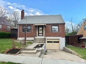Building Photo - 2722 Barthas Pl