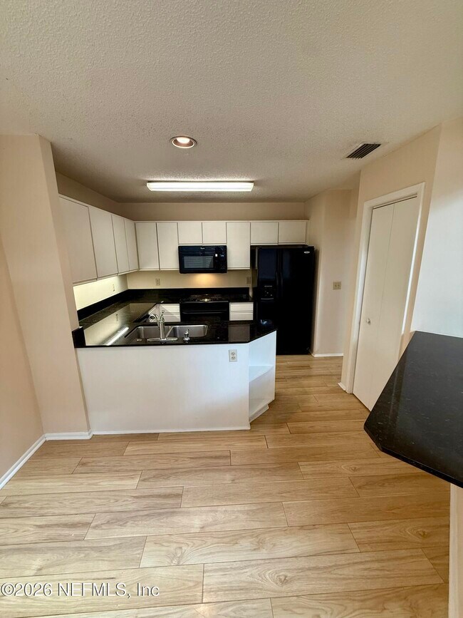 Foto del edificio - 536 Pelican Key