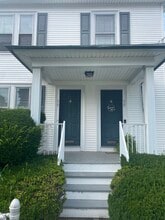 Building Photo - 58 Slade St