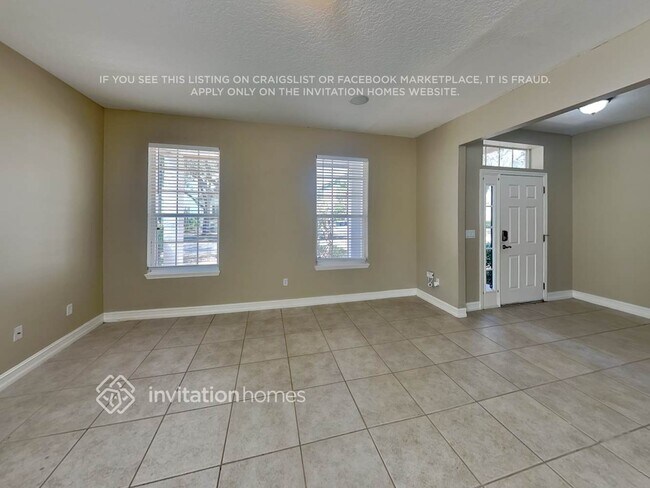Foto del edificio - 3315 Bracken Fern Dr