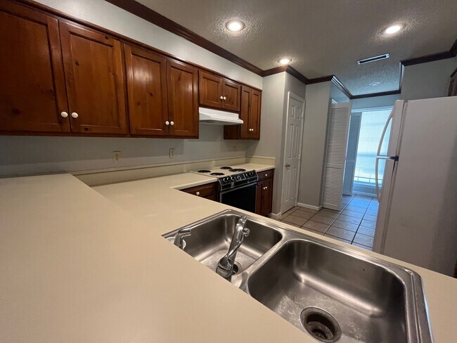 Foto del edificio - 2803 Fawnwood Cir