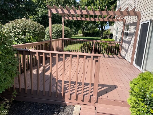 Building Photo - 5761 Cantigny Way S