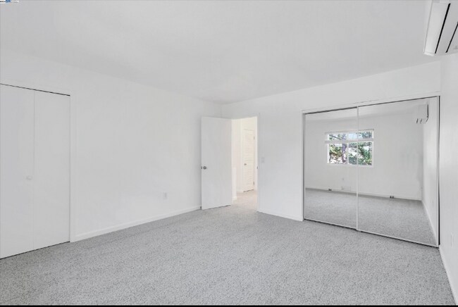 Foto del edificio - 18771 Park Tree Ln