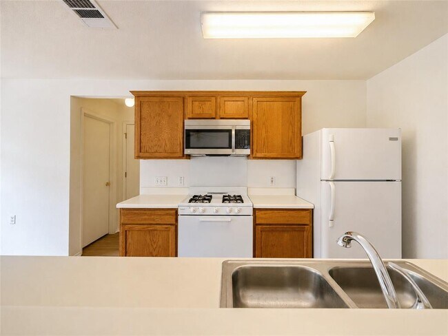 Foto del edificio - 5509 Bentsen Ln
