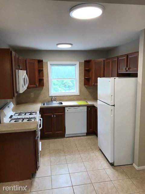 Building Photo - 1585 NJ-88