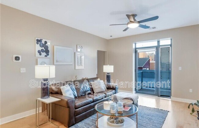 Foto del edificio - 444 N Central Ave