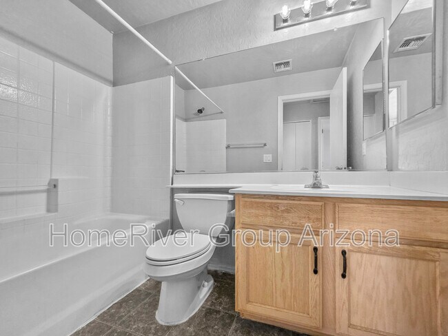 Foto del edificio - 11365 W Yuma St
