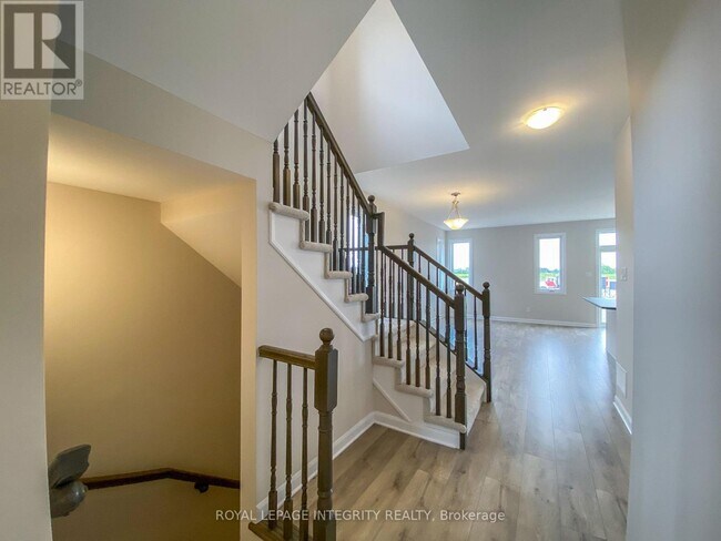 Building Photo - 1043 Speedvale Ct