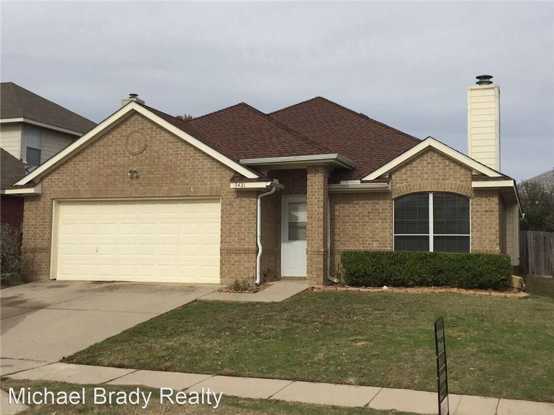 5421 Trout Creek Ct, Watauga, TX 76137 House Rental in Watauga, TX