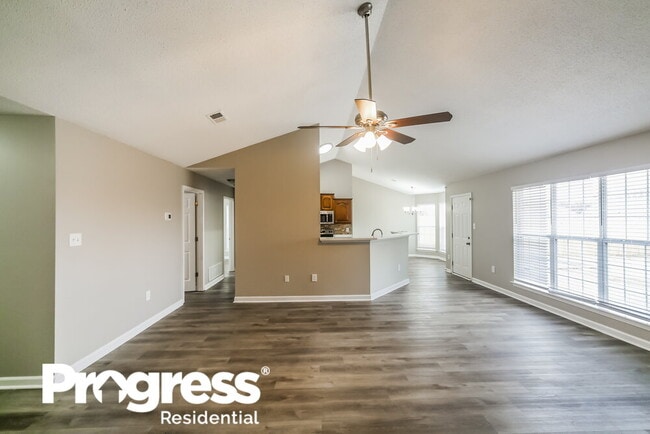 Building Photo - 1660 Cherry Creek Dr