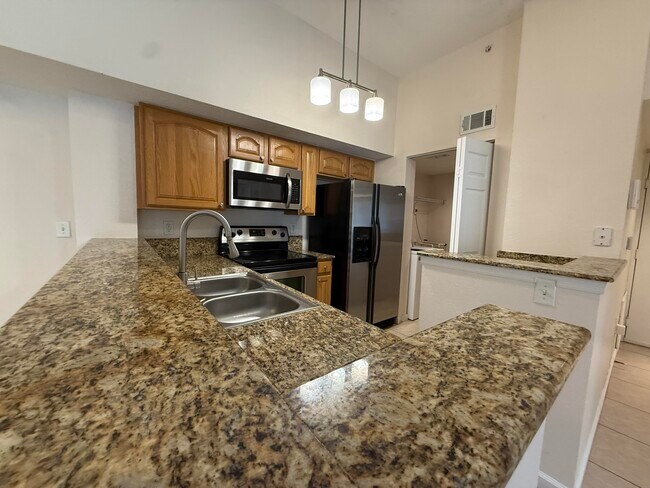 Foto del edificio - 211 SW Palm Dr