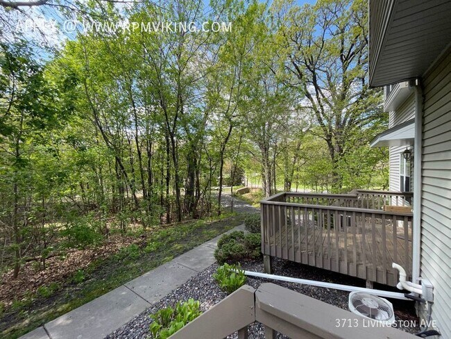 Building Photo - $1995 for July 1 move in. 3BR 2.5 BA Spaci...