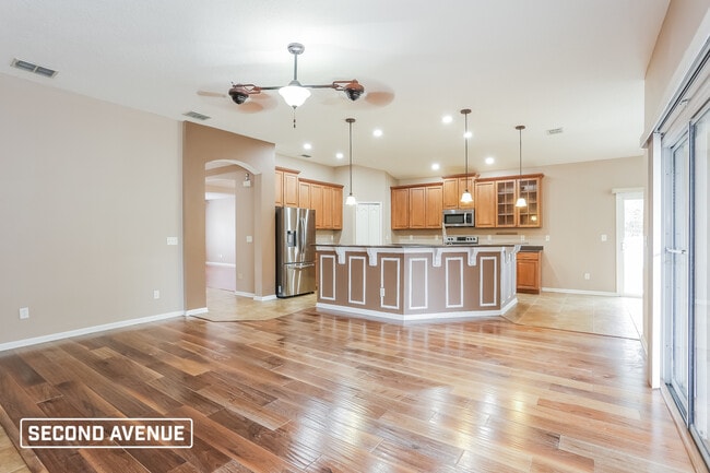 Building Photo - 948 Bonaparte Landing Ct