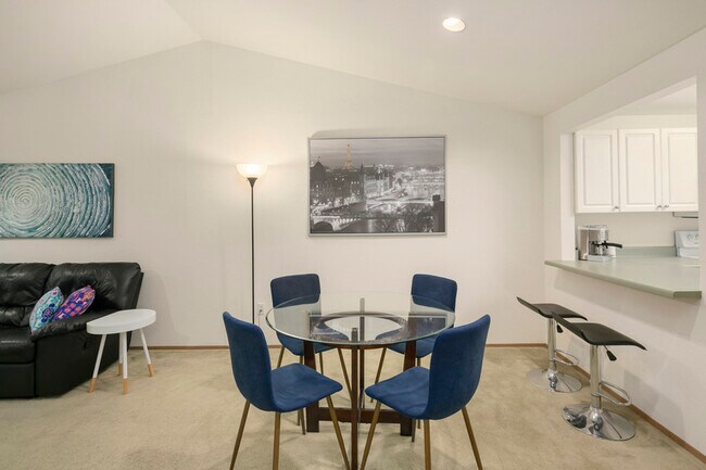 Foto del edificio - 23321 Cedar Way