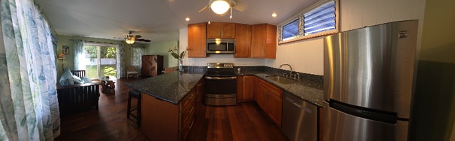 Building Photo - 413 Kihapai St
