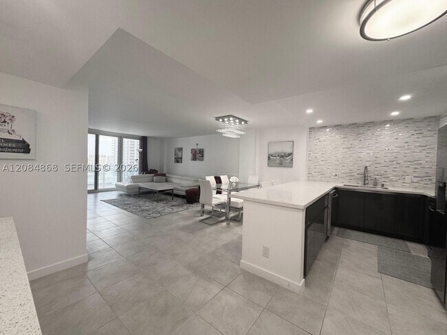 Foto del edificio - 3800 S Ocean Dr
