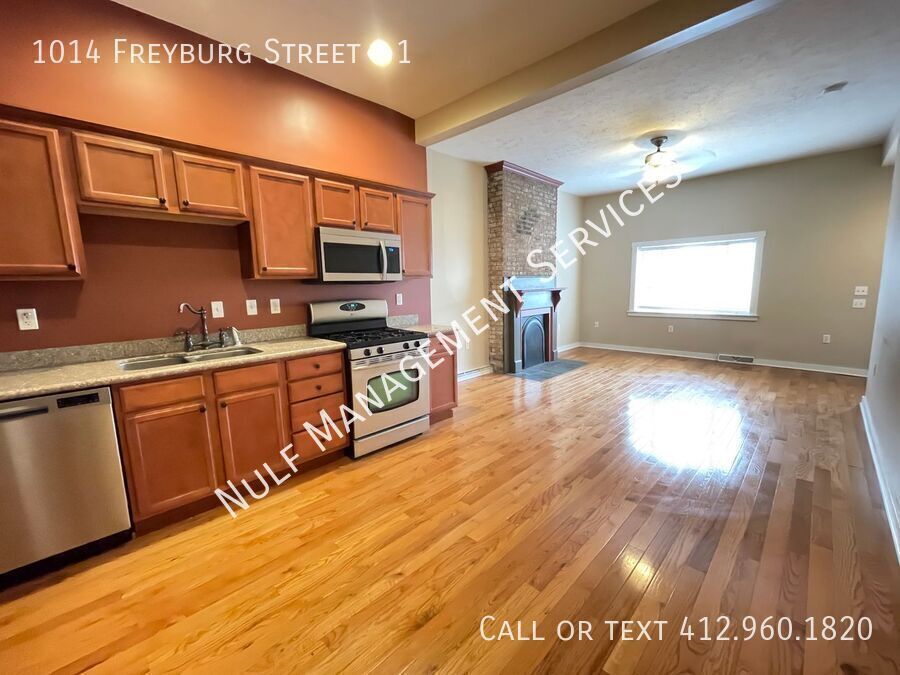 Foto principal - 1 Bed, 1 Bath Apartment in South Side